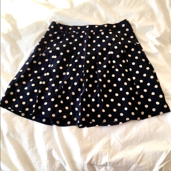 J. Crew Dresses & Skirts - J. Crew Blue & White Polka Dot Pleated Skirt